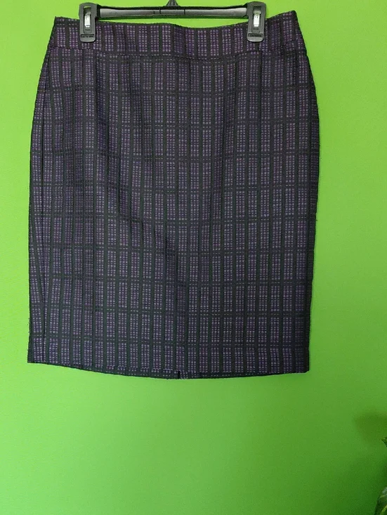 Ann Taylor Purple Plaid Pencil Skirt, Sz.8 - Picture 1 of 4